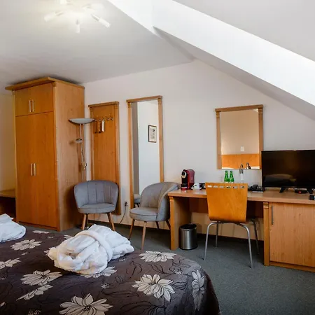 Galant Szálloda 4*