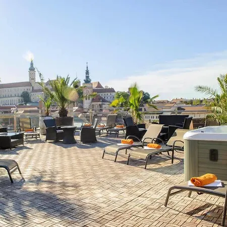 Galant Hotel 4*